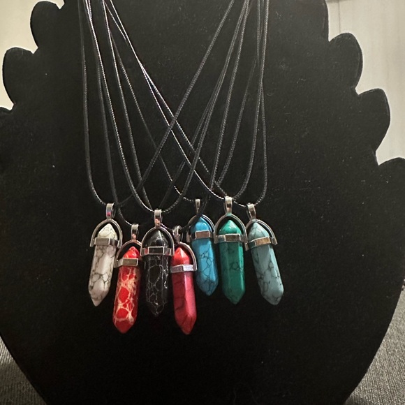 Set of 7 Marble Style Crystal Necklaces - Picture 4 of 5